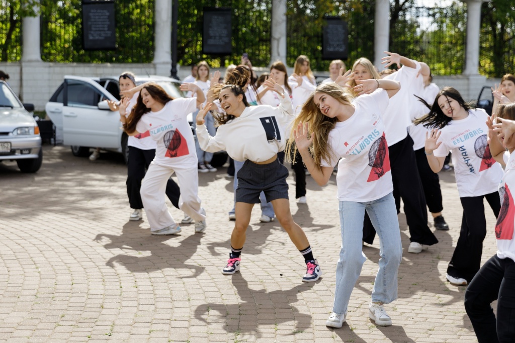 pDBp6DwjQckEGz014-pGttLQx2-sJakA10ytCntcrF3rw7mYz_qiDiSxoZfsxDlBCSDZvlUE75i99TuejS128YqD (1).jpg